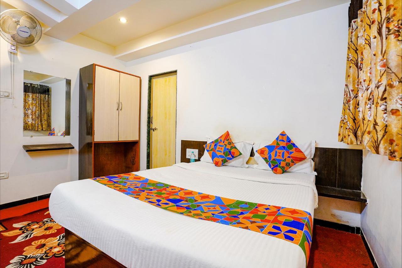 Fabexpress Sai Chatra Hotel