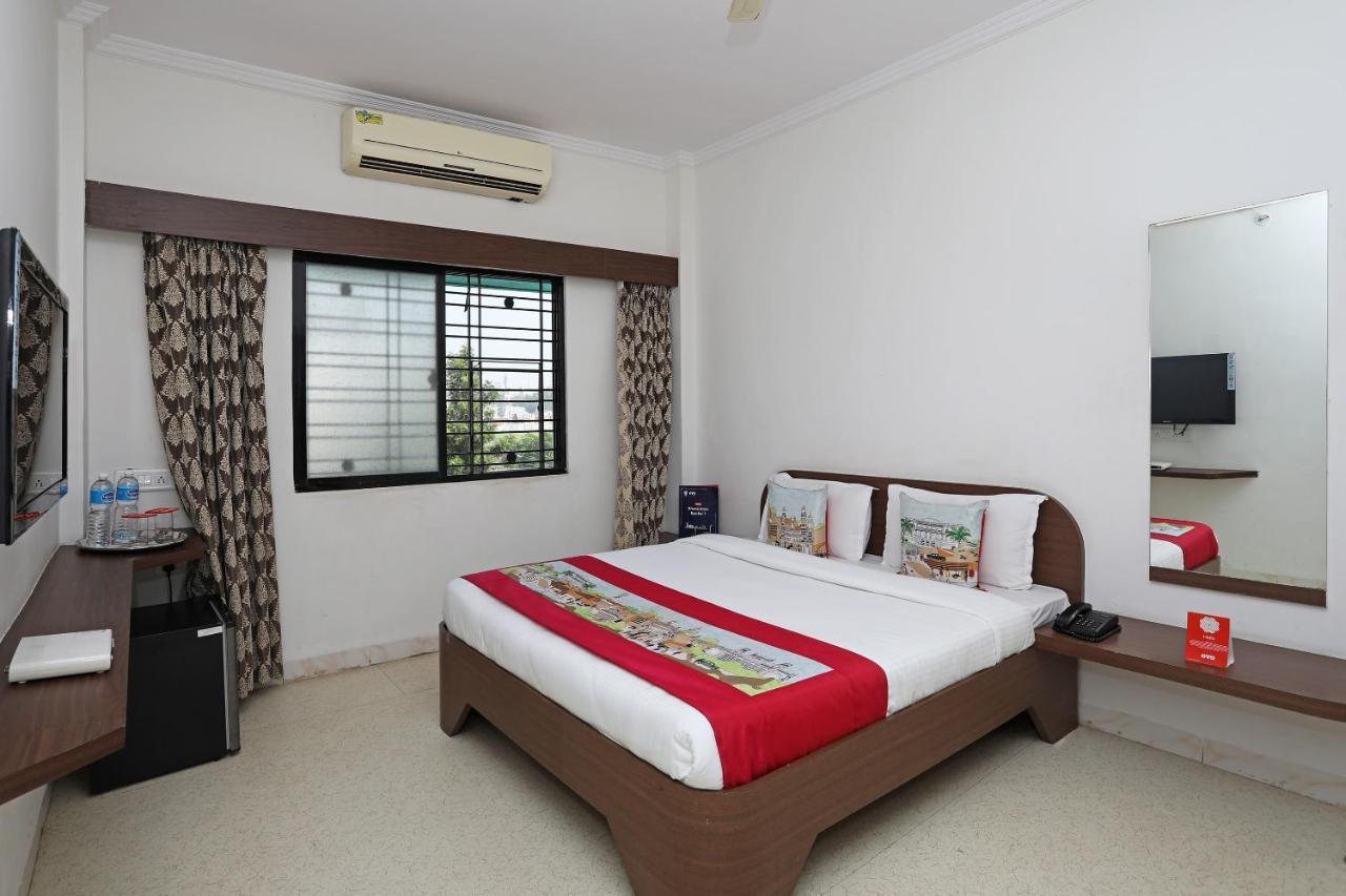 O 10671 Sai Prem Hotel Nashik