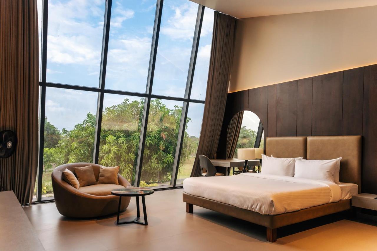 Beyond By Sula Resort 4*