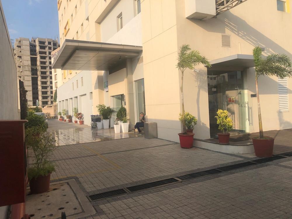 Express Indira Nagar By Ihg 3*