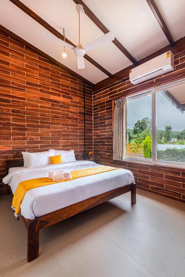 Saffronstays Willowbrook Cedar, Nashik