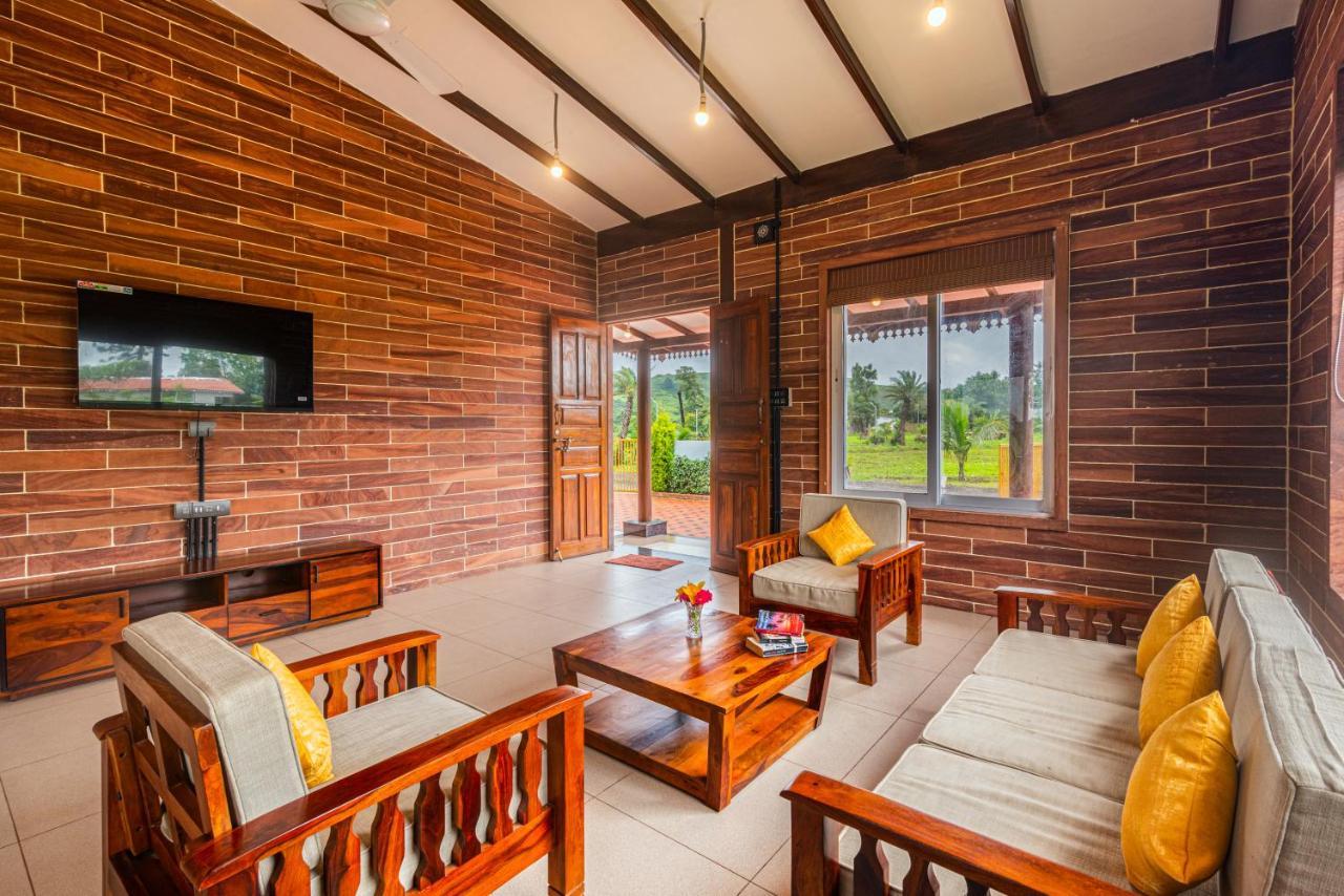 Villa Saffronstays Willowbrook Cedar, *