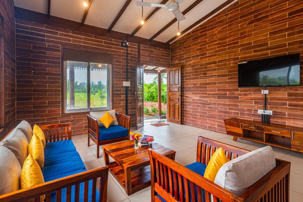 Villa Saffronstays Willowbrook Arbor, *