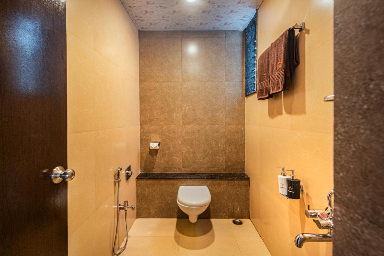 Villa Saffronstays Willowbrook Cedar,