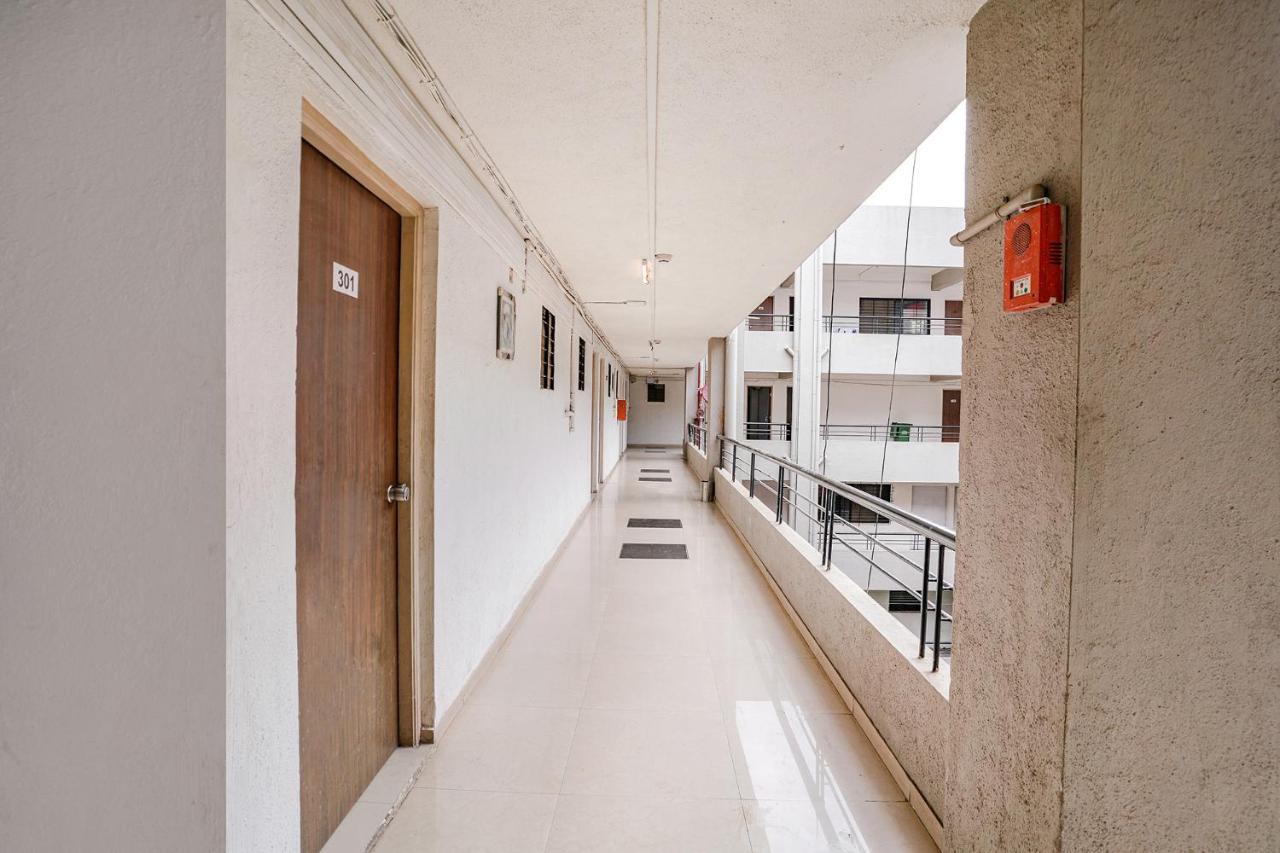 Fabhotel Bhakti Sankul Hotel