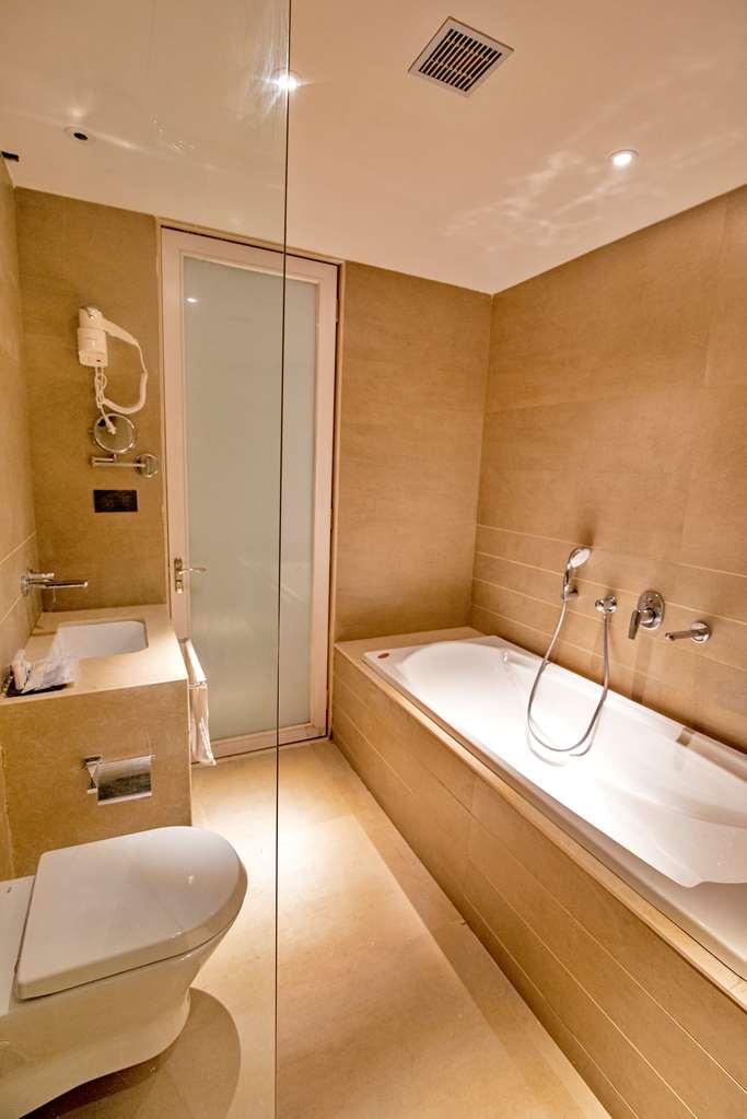 Enrise By Sayaji Group Hotel *