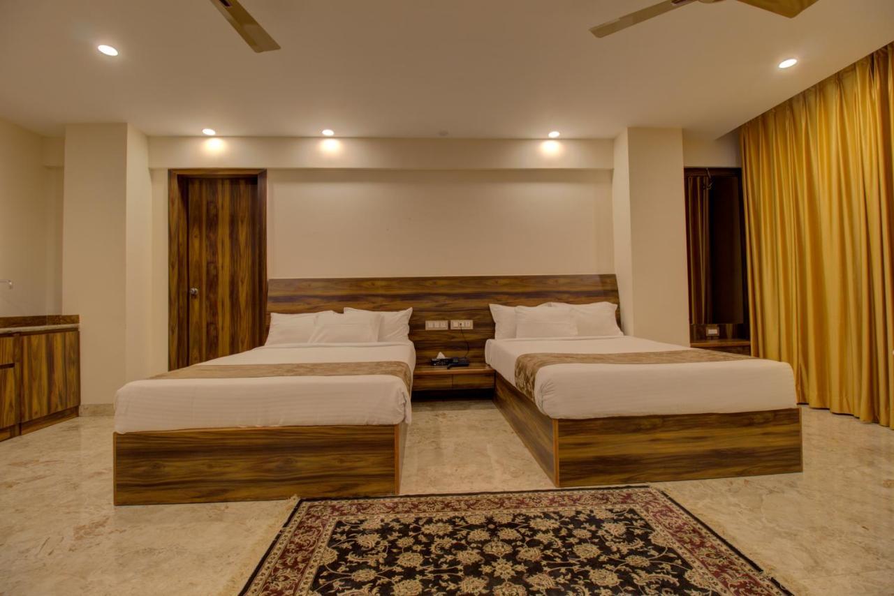 Greenstones Boutique Hotel 4*