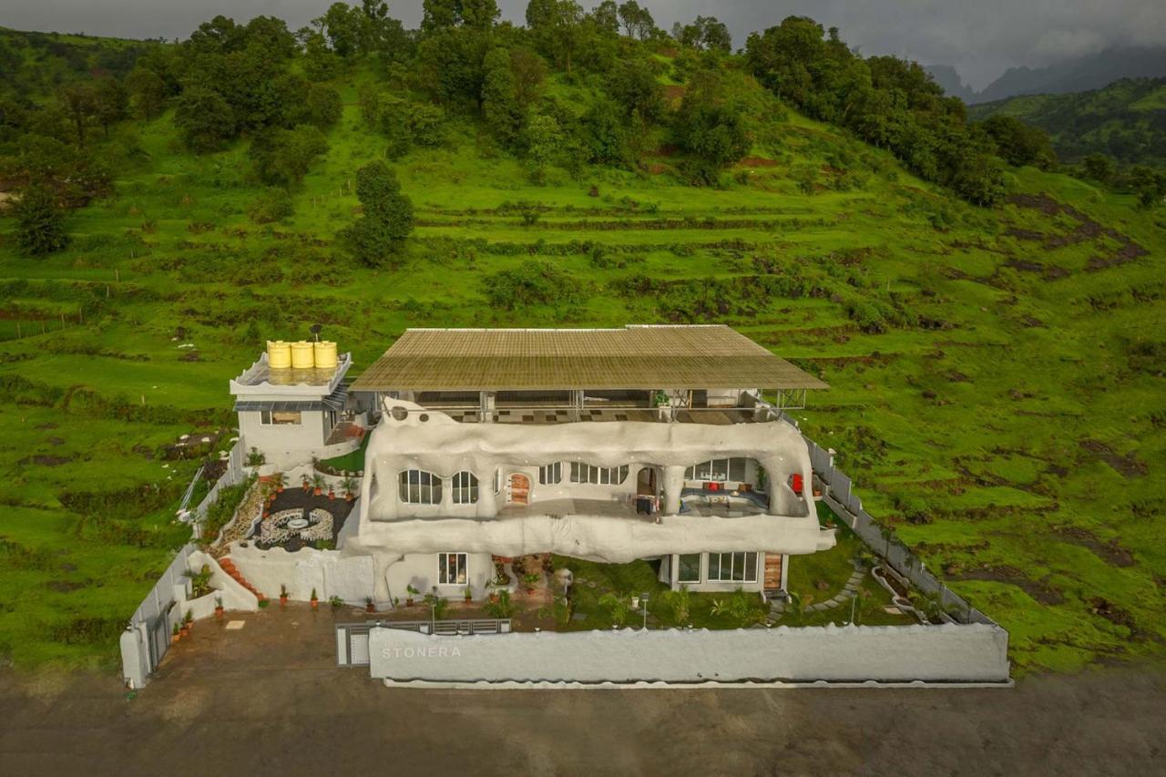 Stonera: Mountain Retreat With Indoor Pool & Outdoor Firepit Villa *