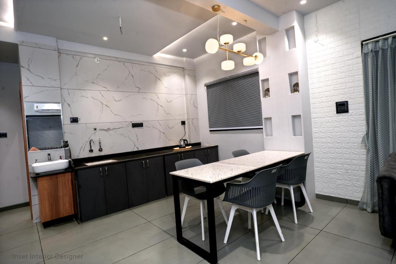 Mountain View Apartment