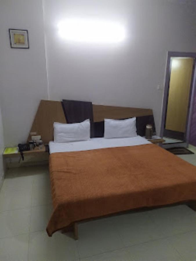 Cool Palace, 4* Nashik