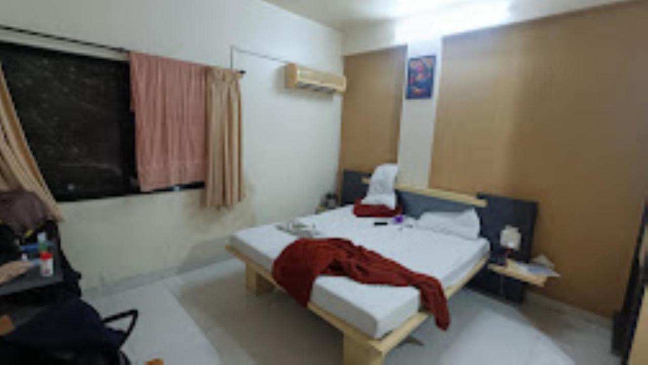 Hotel Cool Palace, Nashik