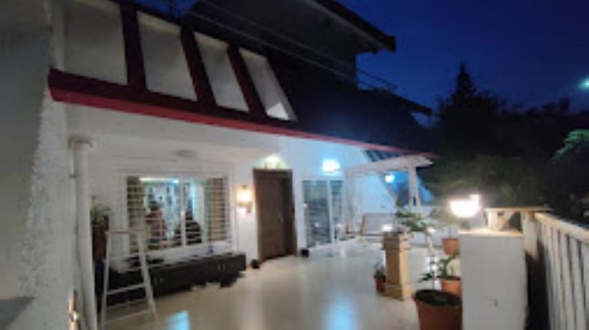 Hotel Monarch Holidays,nashik