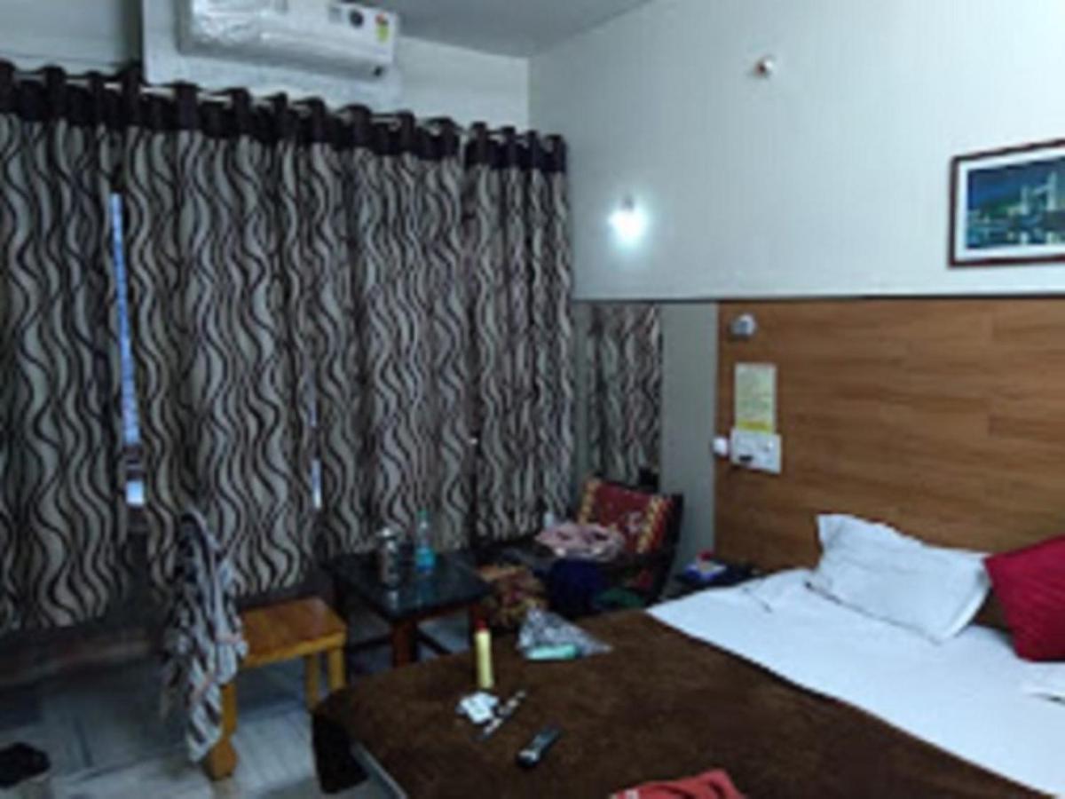 Basera,nashik 4* Nashik