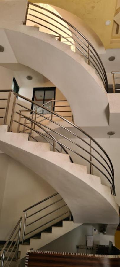 Grape City,nashik Hotel 4*