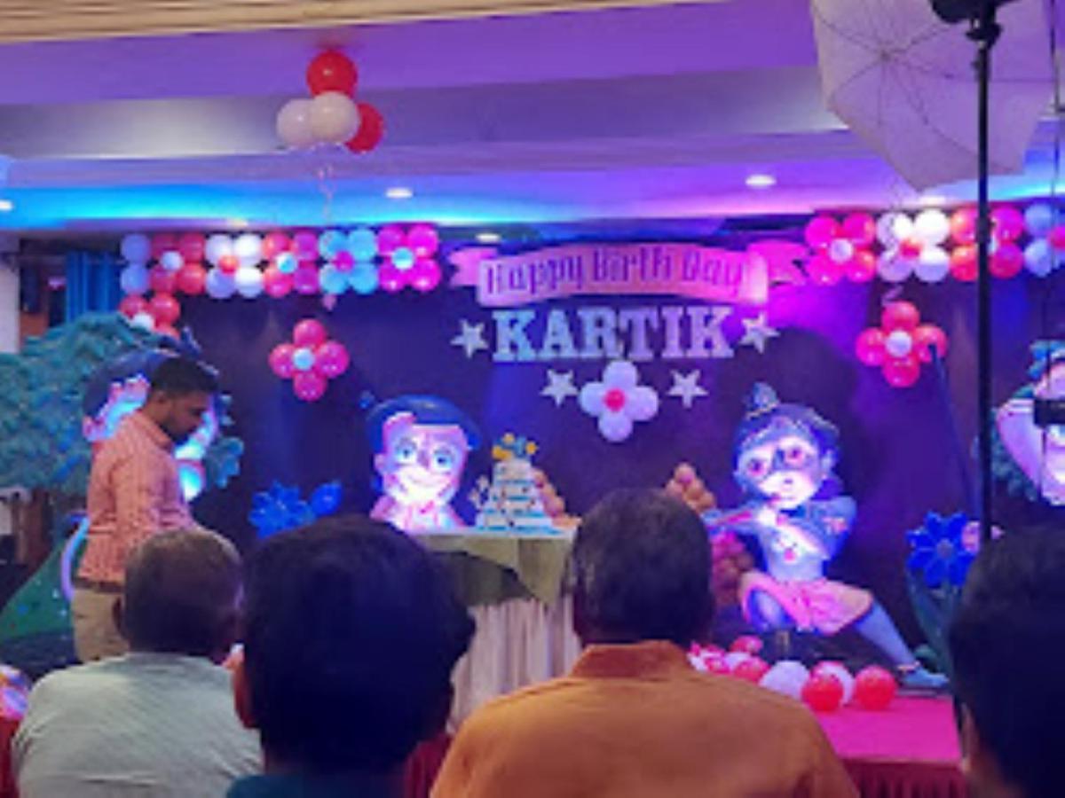 Grape City,nashik Hotel
