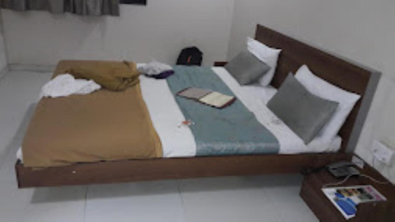 Avanti, Hotel 4*