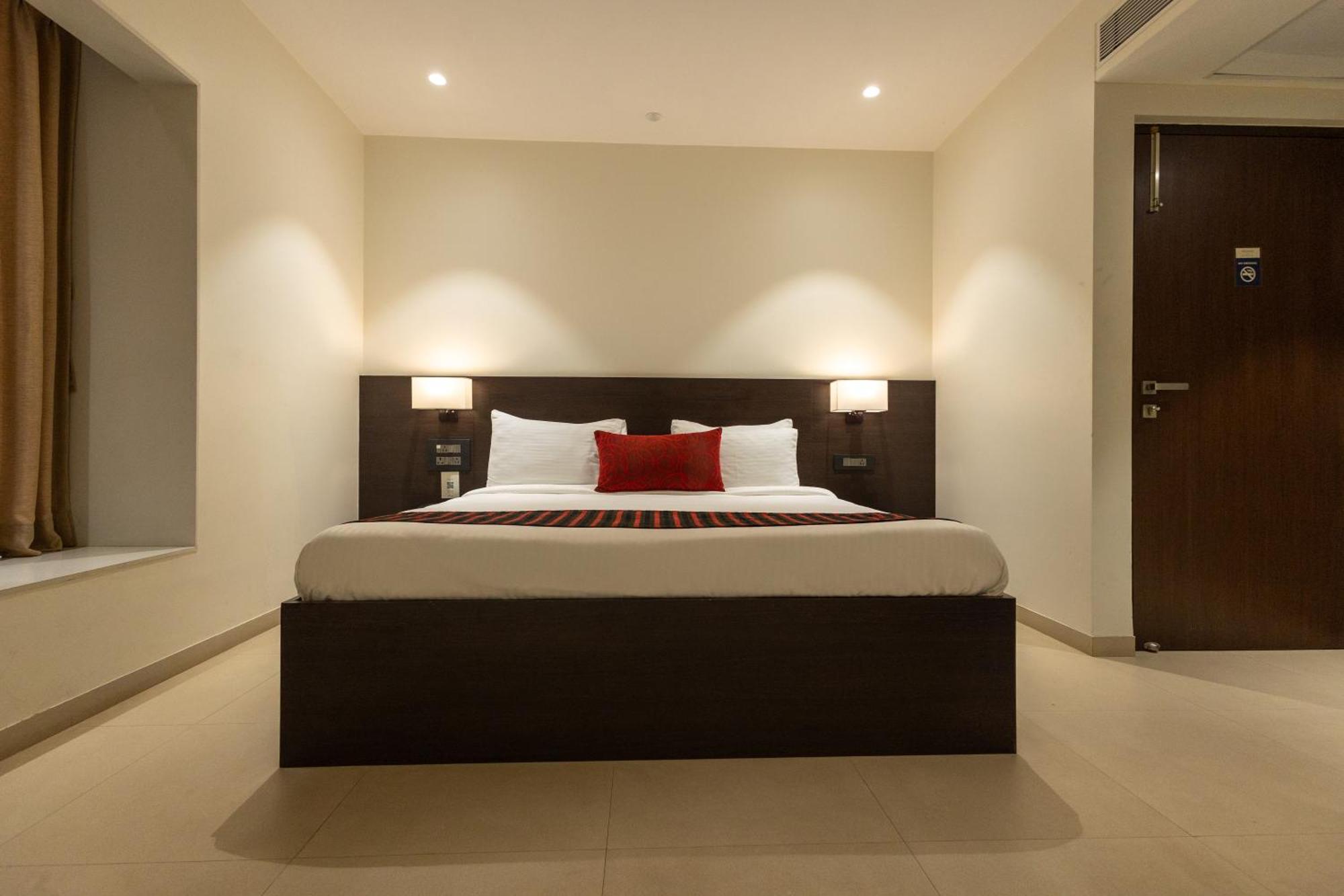 Hotel Freesia Residency By Express Nashik