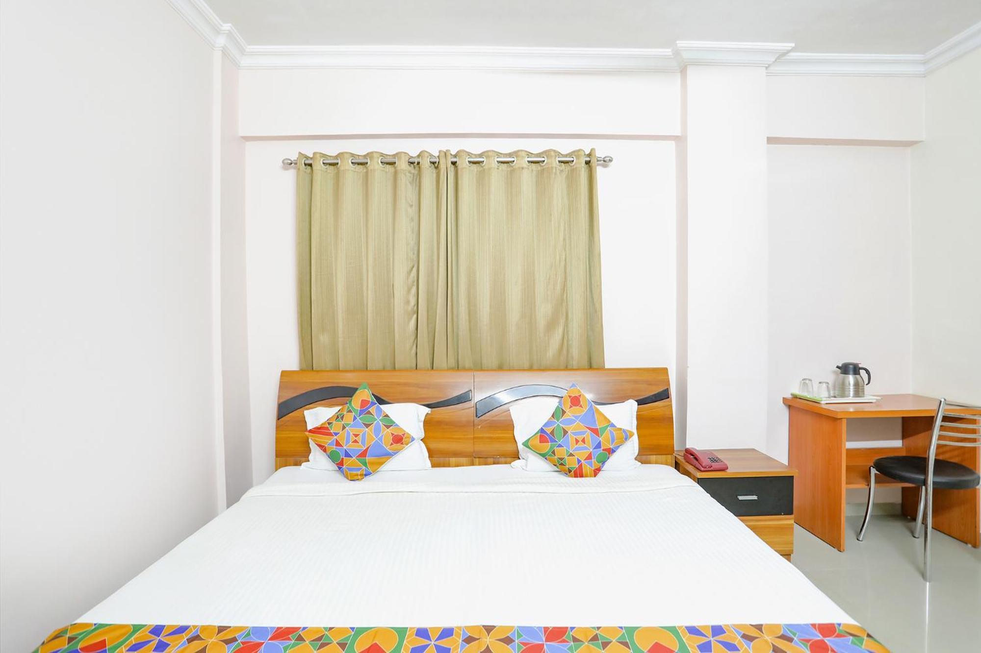 Fabhotel Gajanan Pride 3*