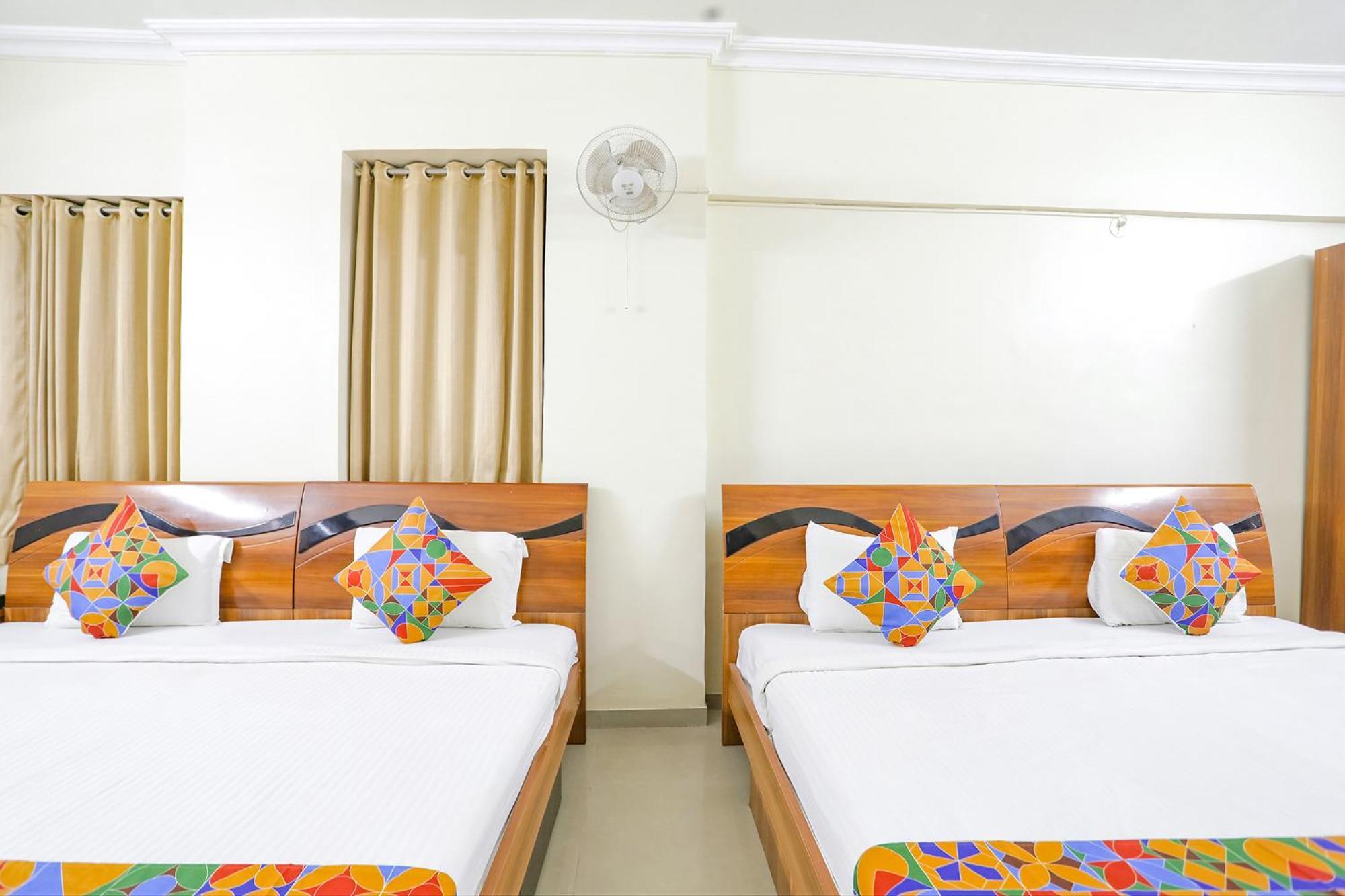 Fabhotel Gajanan Pride 3*