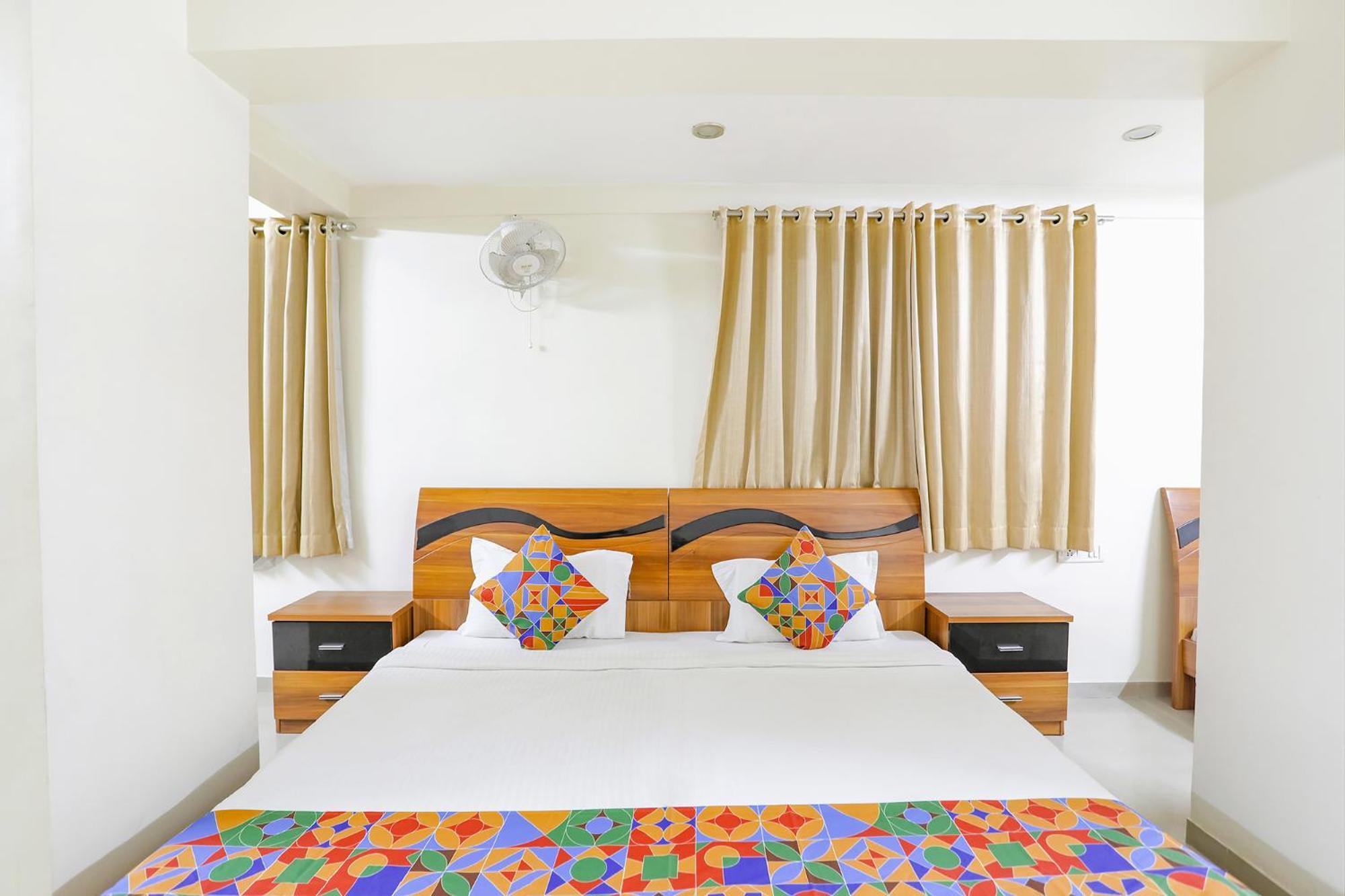 Hotel Fabhotel Gajanan Pride Nashik