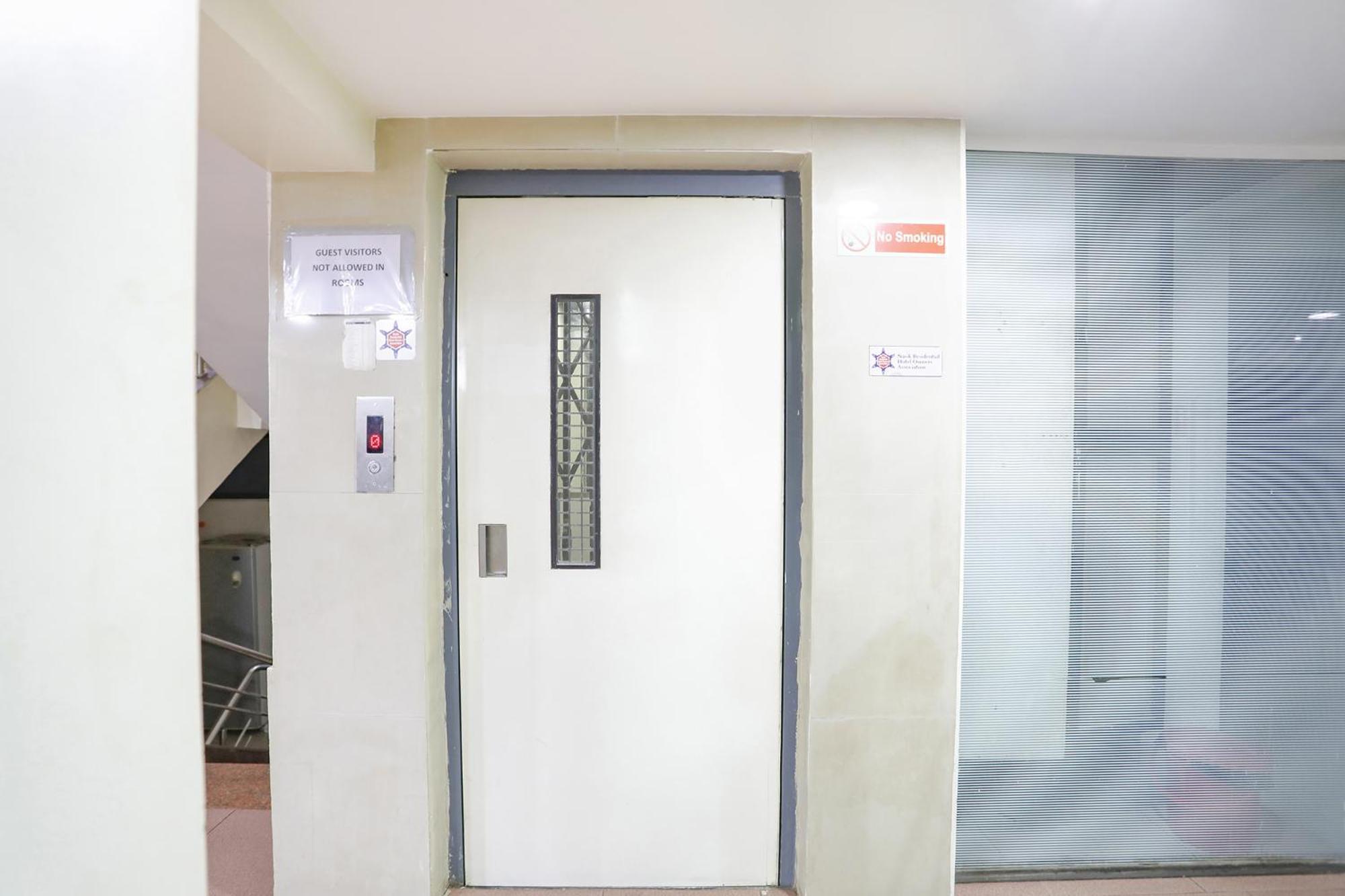 Fabhotel Gajanan Pride 3* Nashik