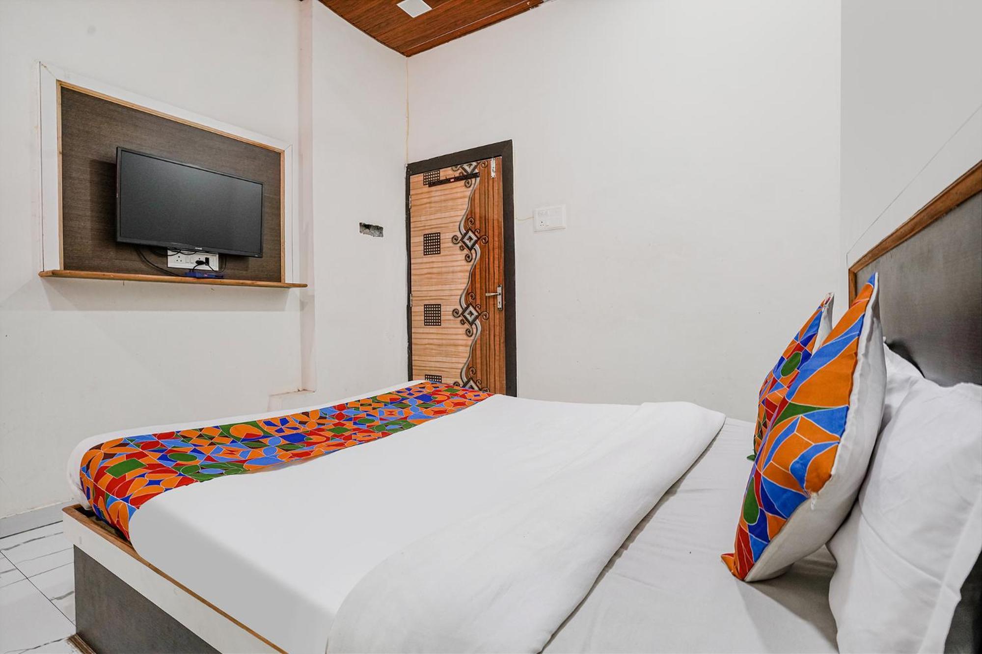 Hotel Fabexpress Sai I - Nr Railway Station 3*