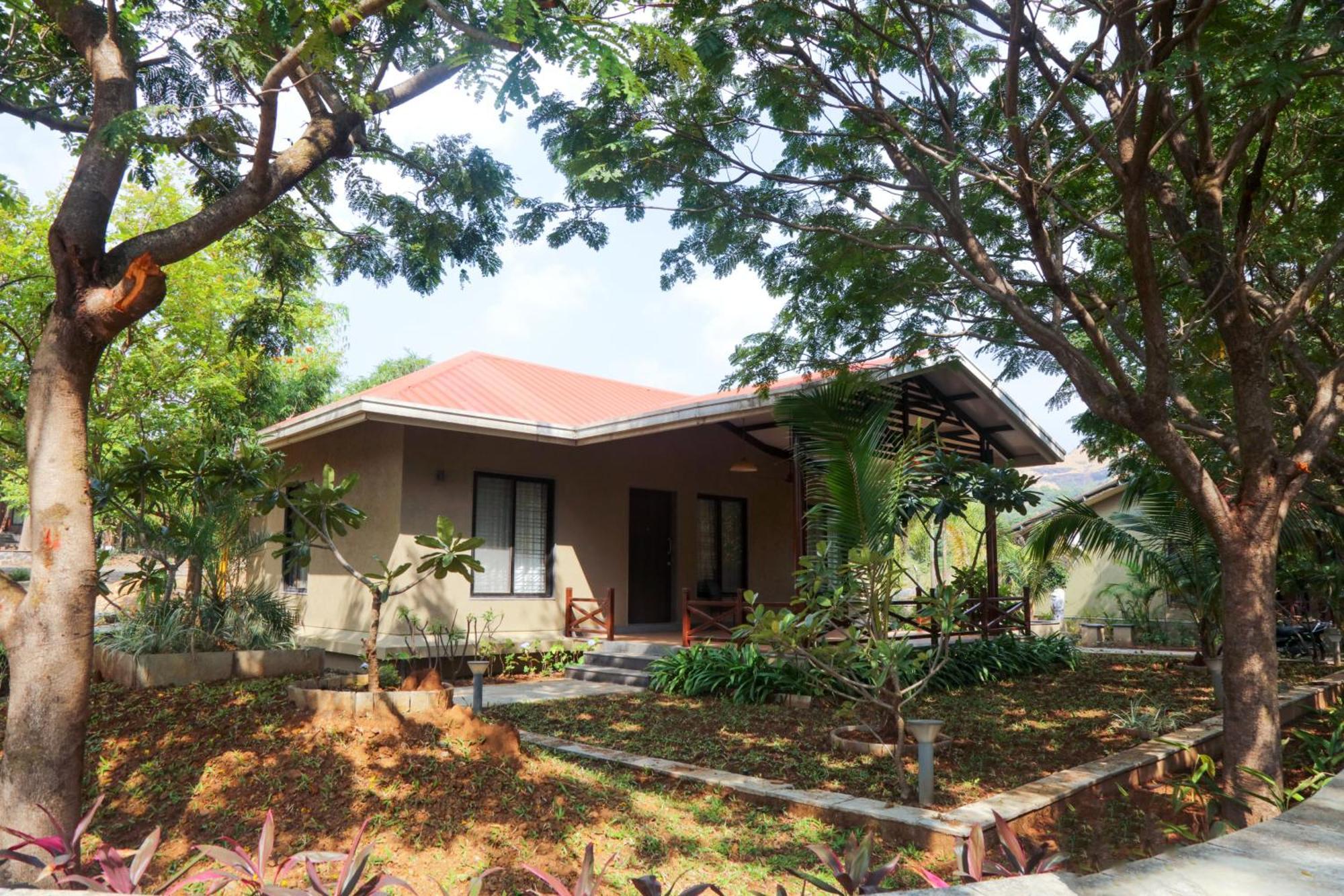 Hotel E&g Courts At Koroli Hill Station *