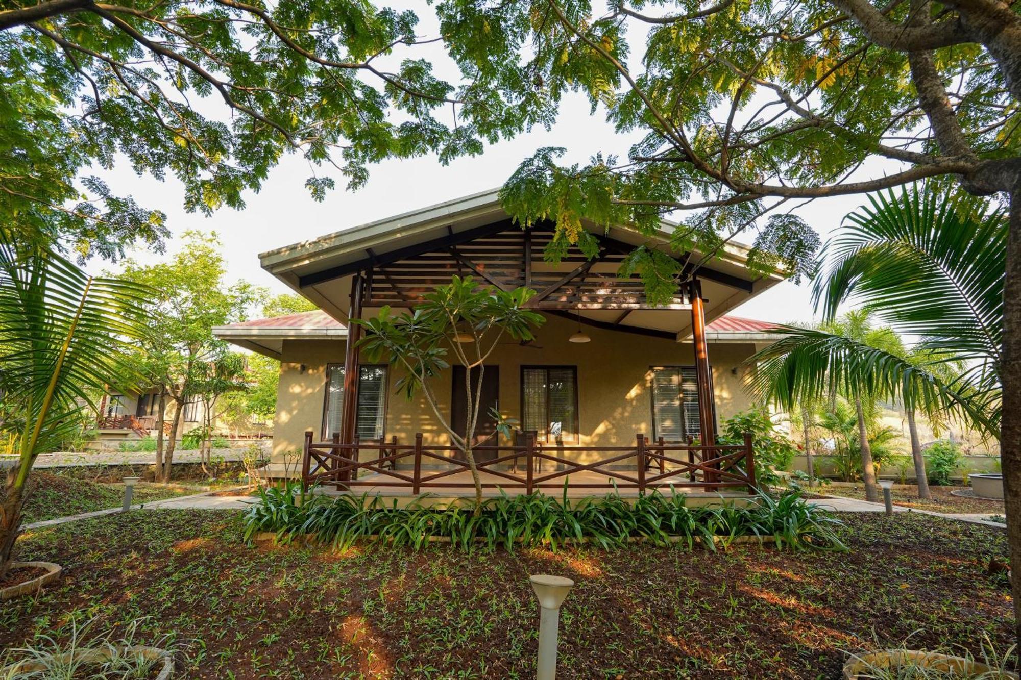 Hotel E&g Courts At Koroli Hill Station Nashik