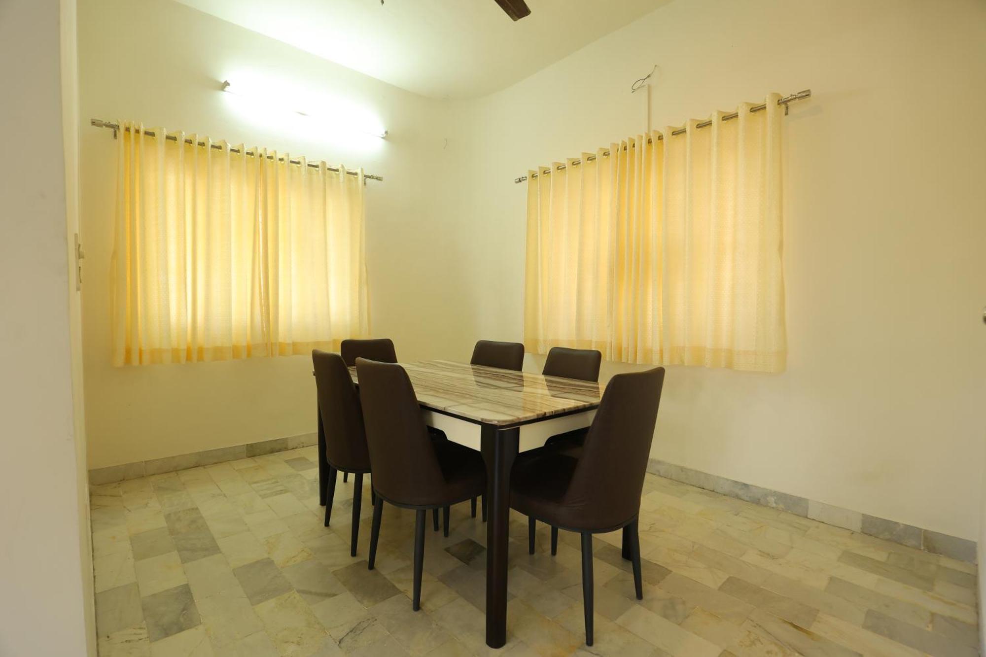 Guest house Rohan House