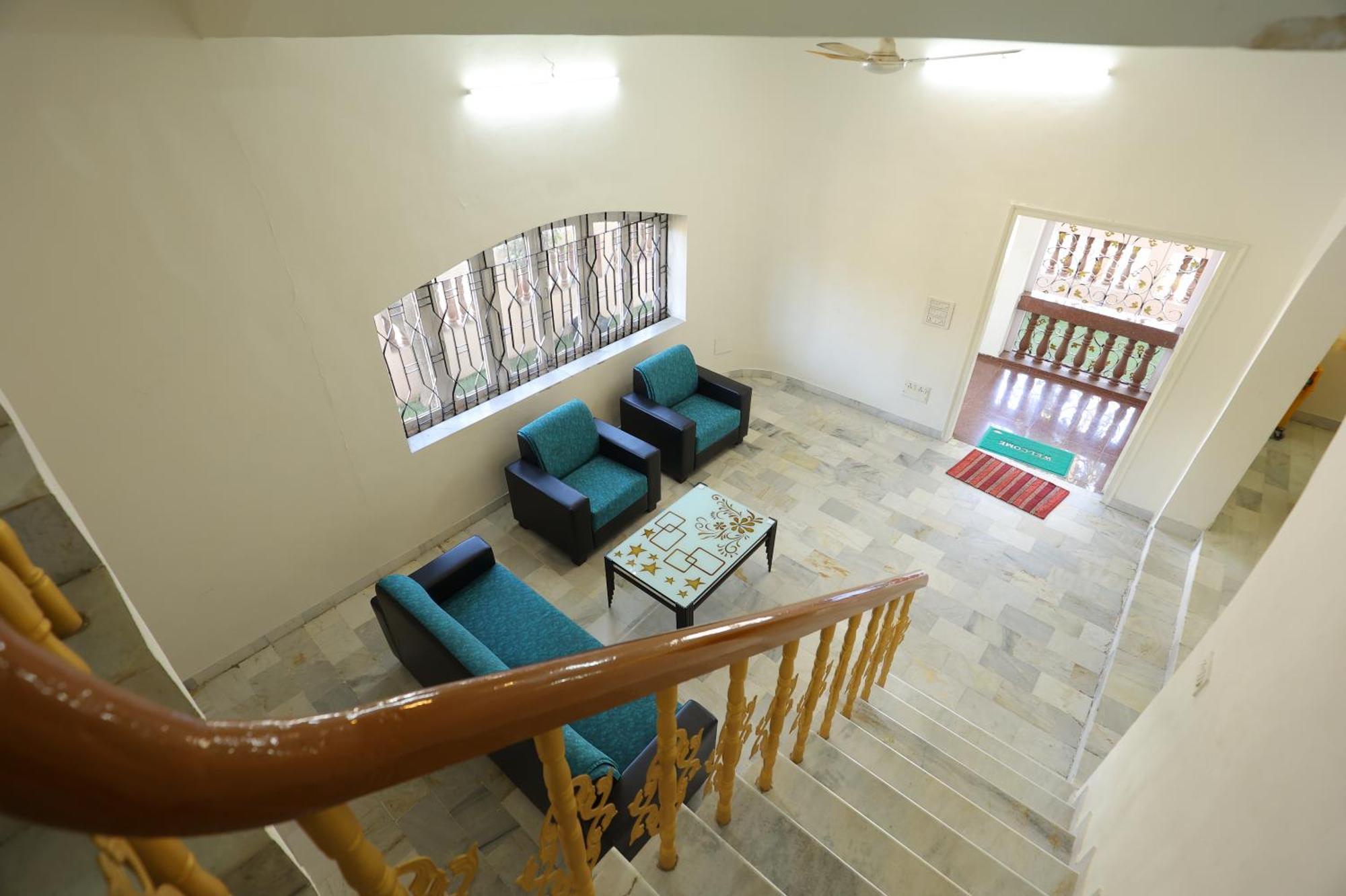 Rohan House *
