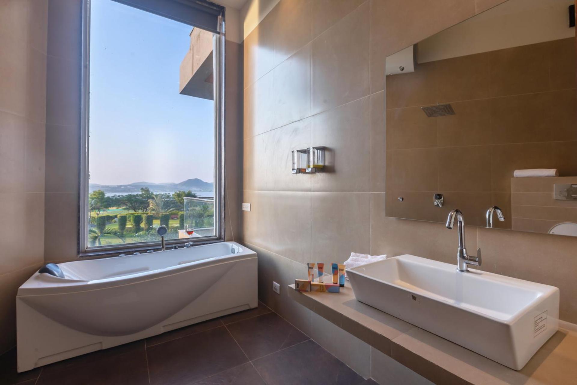 Villa Stayvista's Watermark - Hillside Lakeview Retreat With Infinity Pool, Garden & Terrace - Near Nashik's Vineyard Haven *