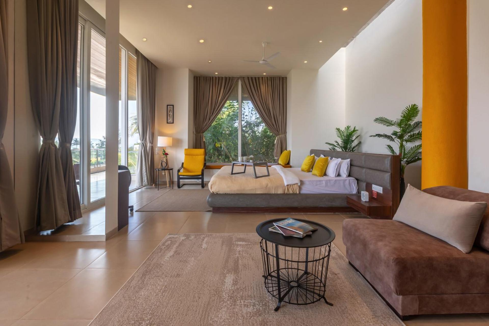 Stayvista's Watermark - Hillside Lakeview Retreat With Infinity Pool, Garden & Terrace - Near Nashik's Vineyard Haven Villa Nashik