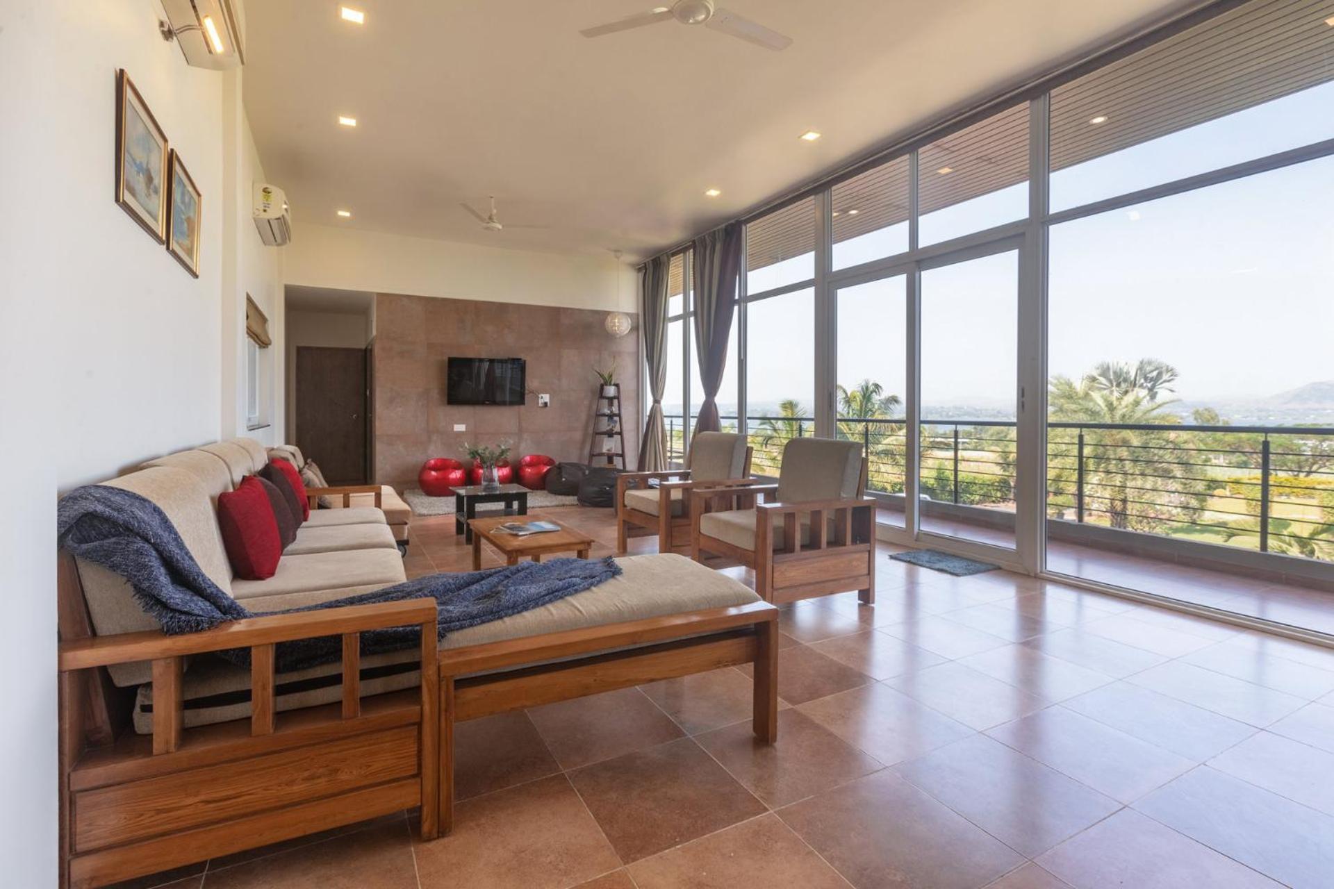 Villa Stayvista's Watermark - Hillside Lakeview Retreat With Infinity Pool, Garden & Terrace - Near Nashik's Vineyard Haven