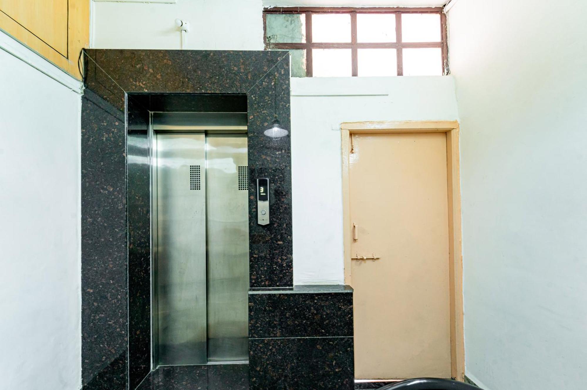 Itsy Mansi Hotel
