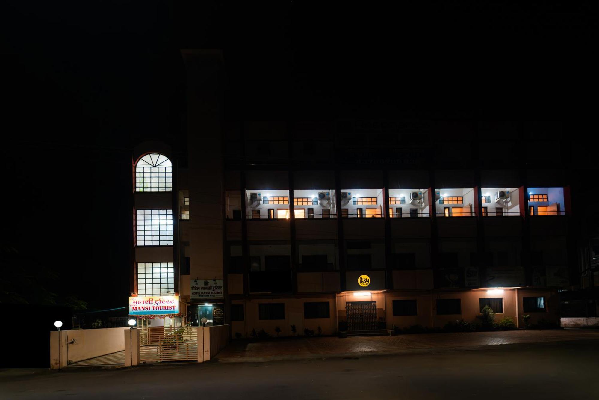 Itsy Mansi Hotel