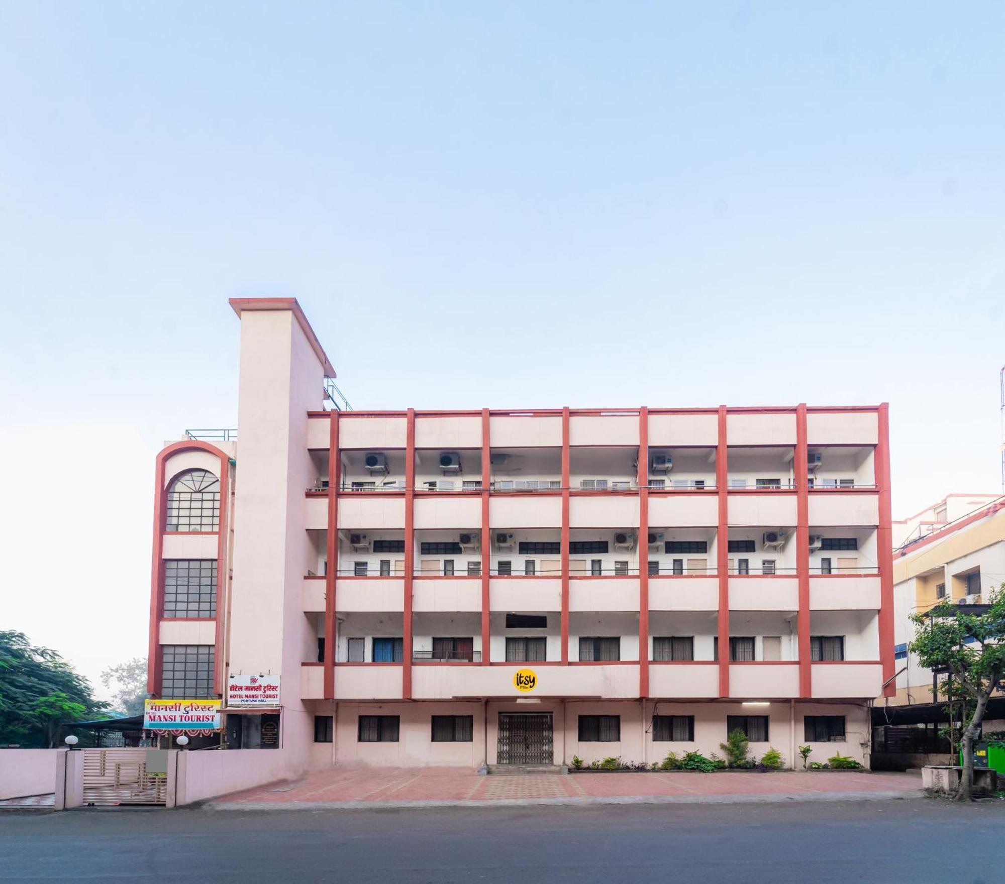 Hotel Itsy Mansi Nashik
