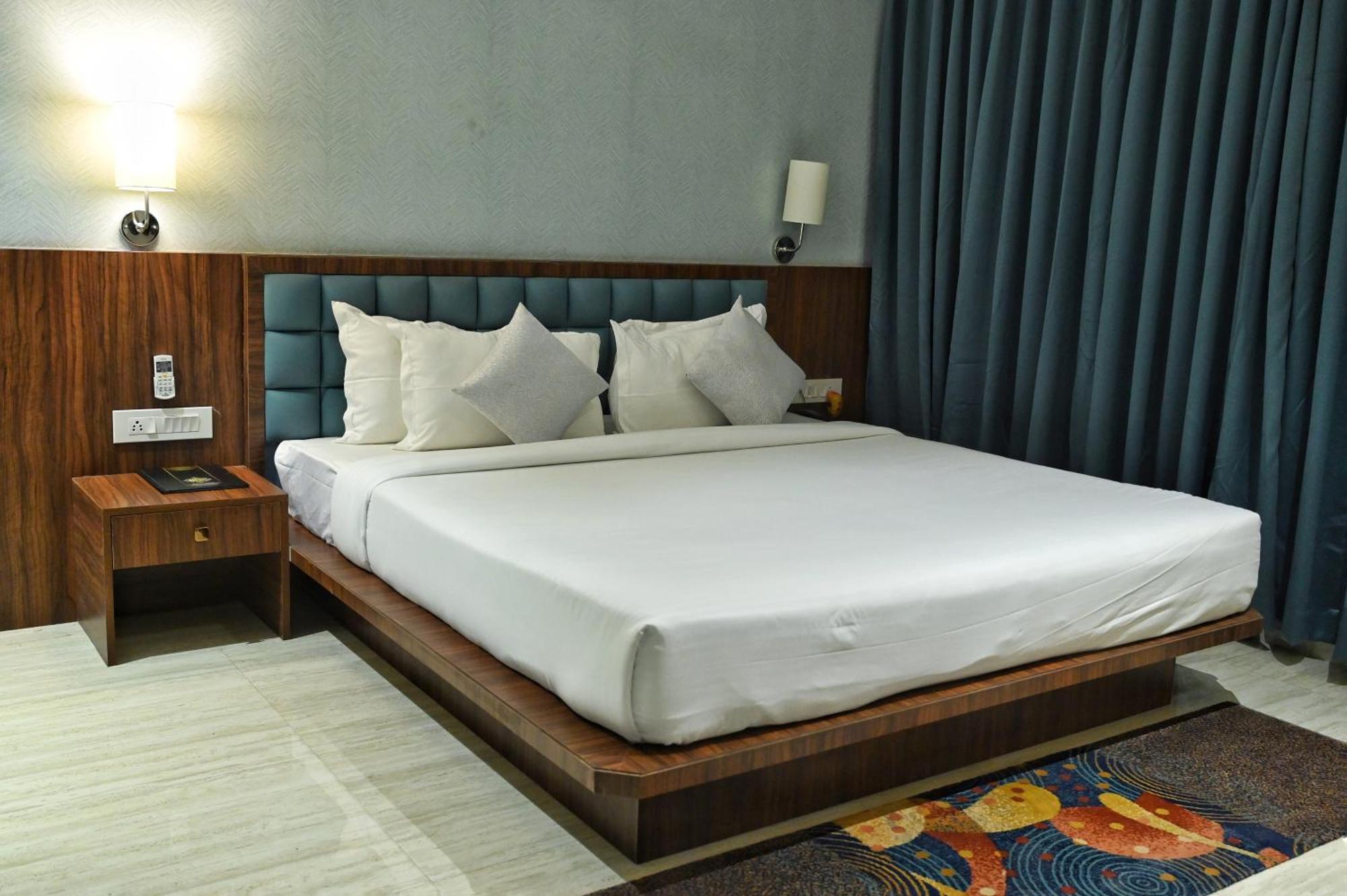 The One 4* Nashik