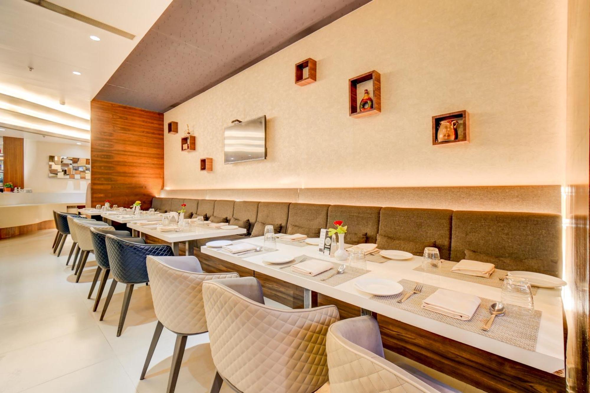 The Ssk Solitaire & Banquets Hotel Nashik