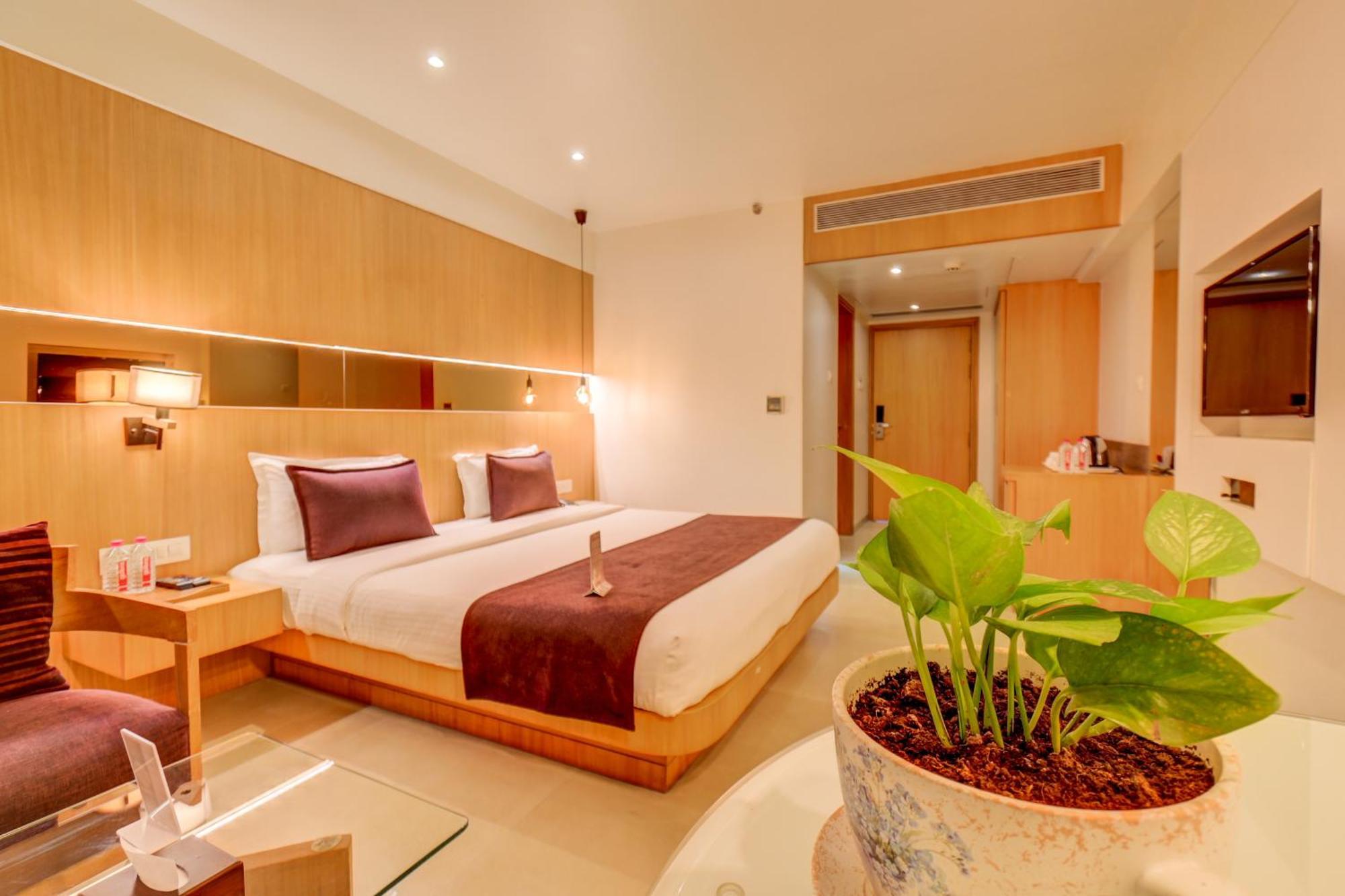 The Ssk Solitaire & Banquets 3* Nashik