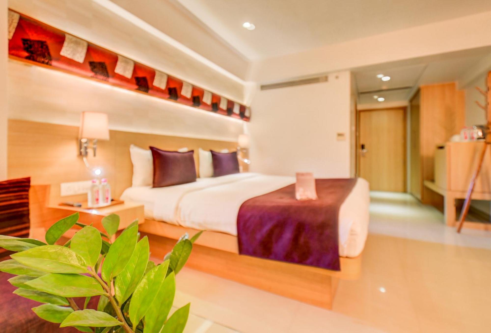 The Ssk Solitaire & Banquets Nashik