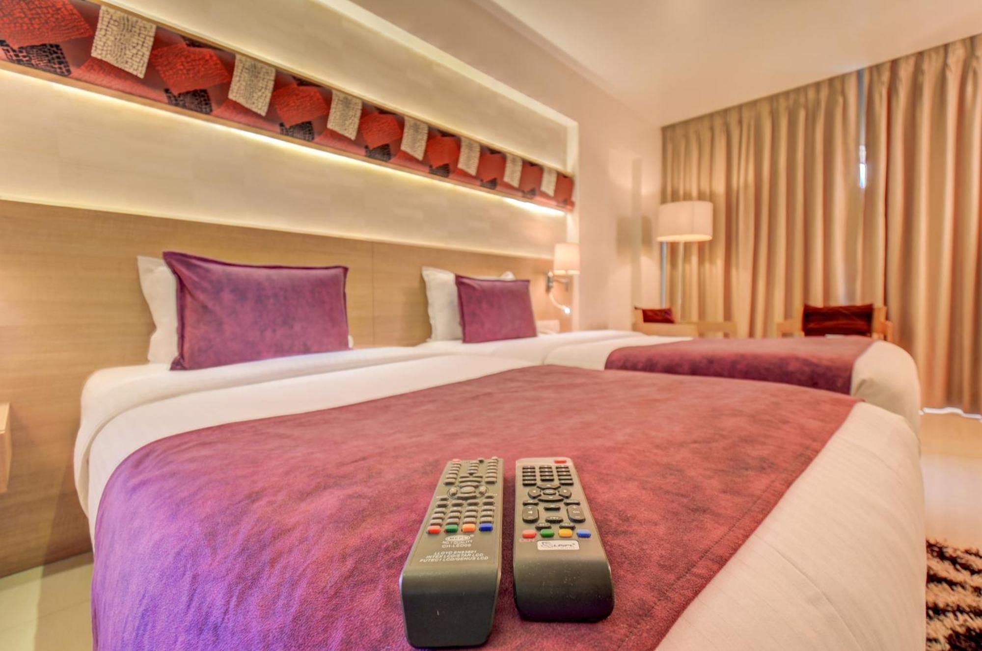 The Ssk Solitaire & Banquets Hotel 3*