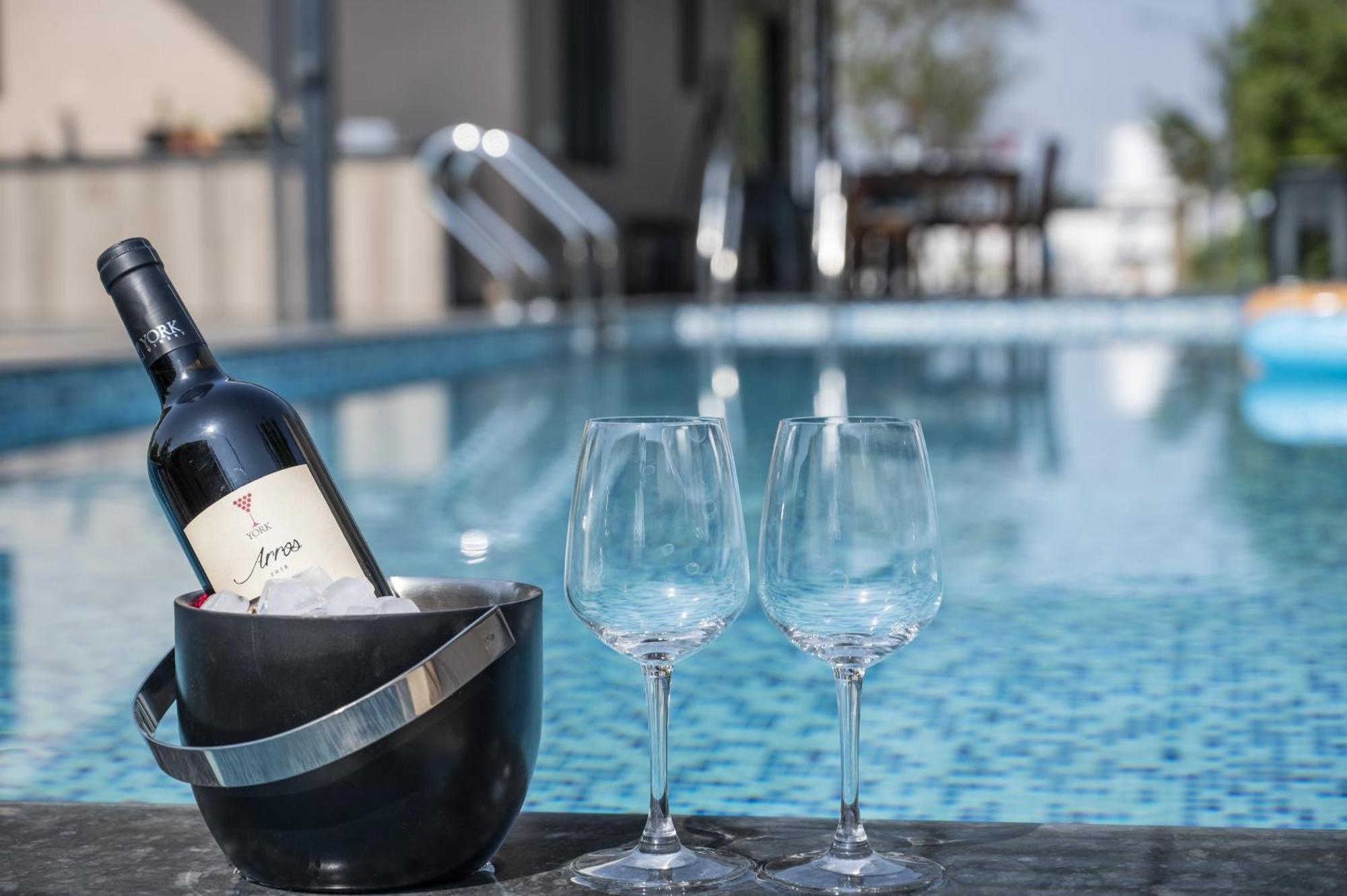 Saffronstays Eden, - Pet-friendly With Pool, Jacuzzi & Grape Farm Villa