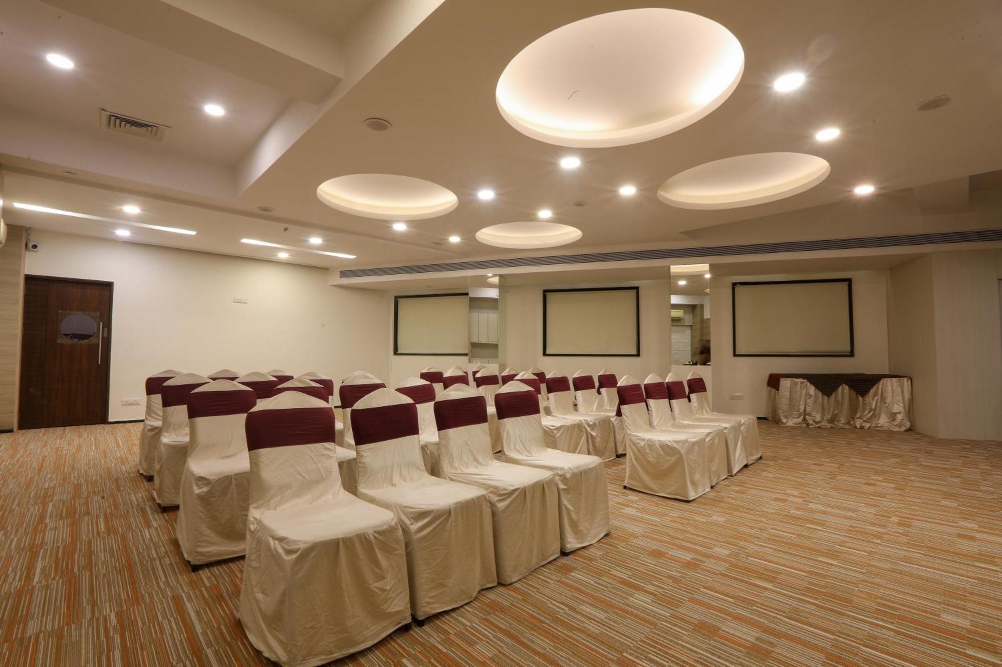 Hotel Ira By Orchid, Nashik