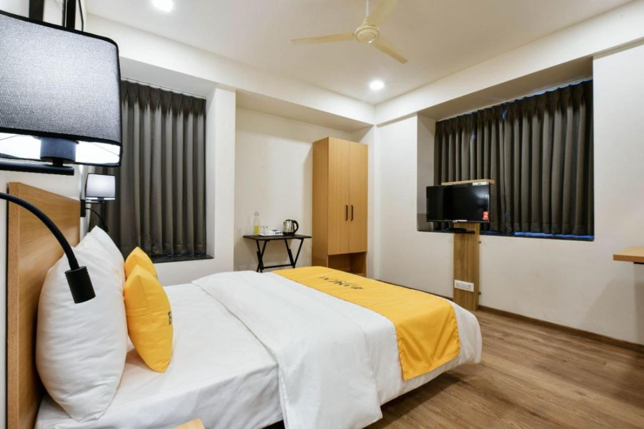 Hotel Banzai 3*