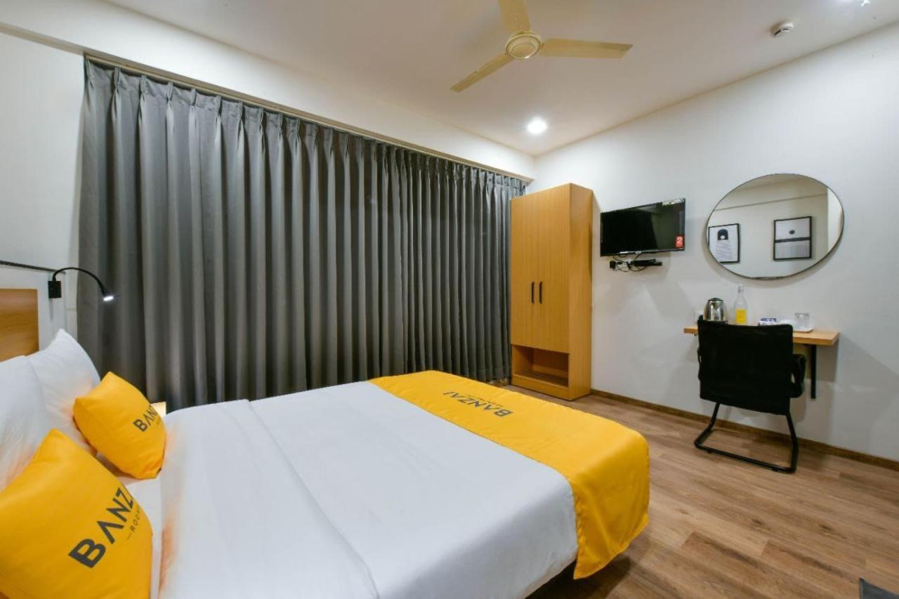 Hotel Banzai