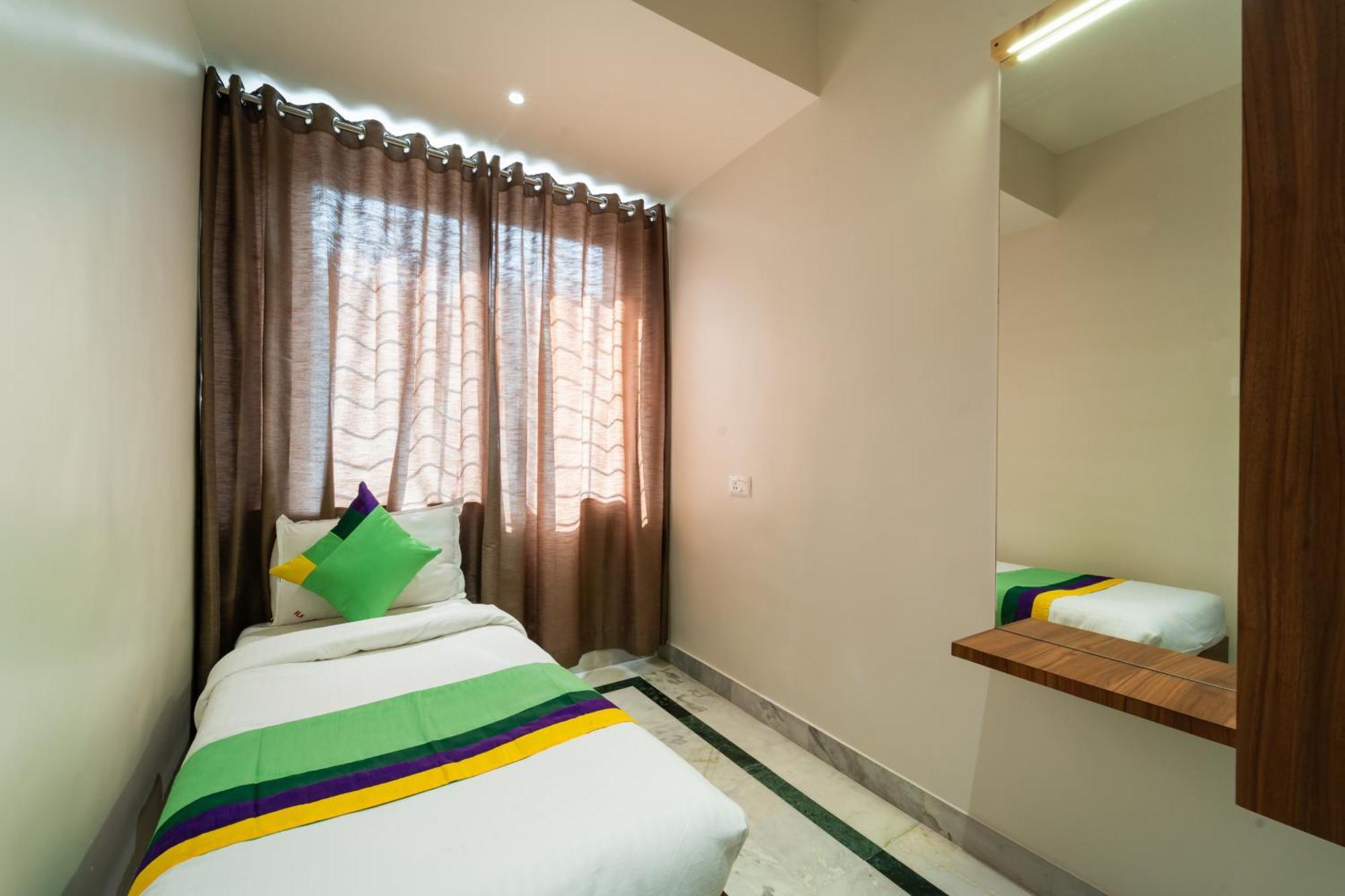 Hotel Treebo Kaveri 3*