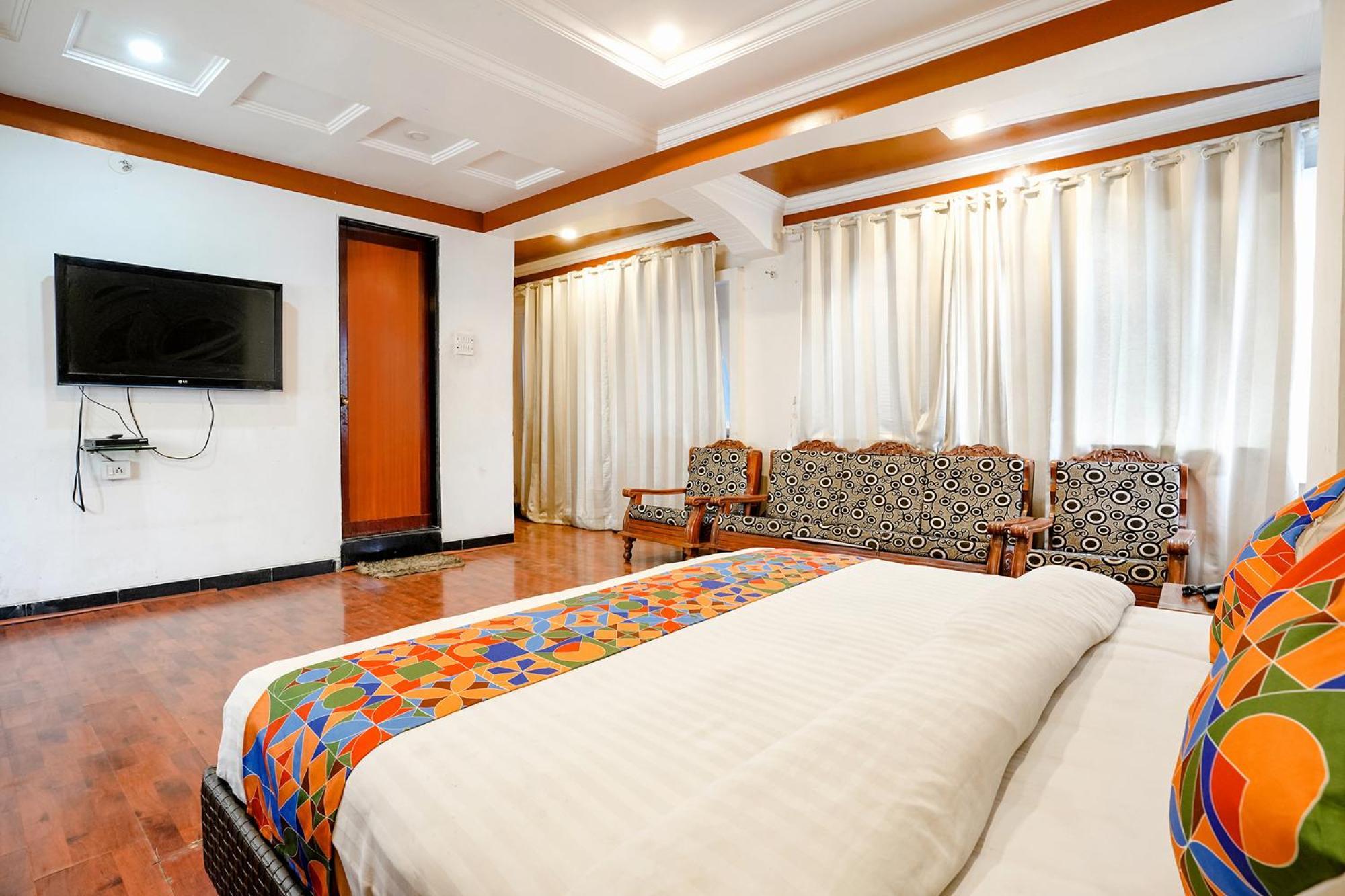 Hotel Fabhotel Silver Ii 3*