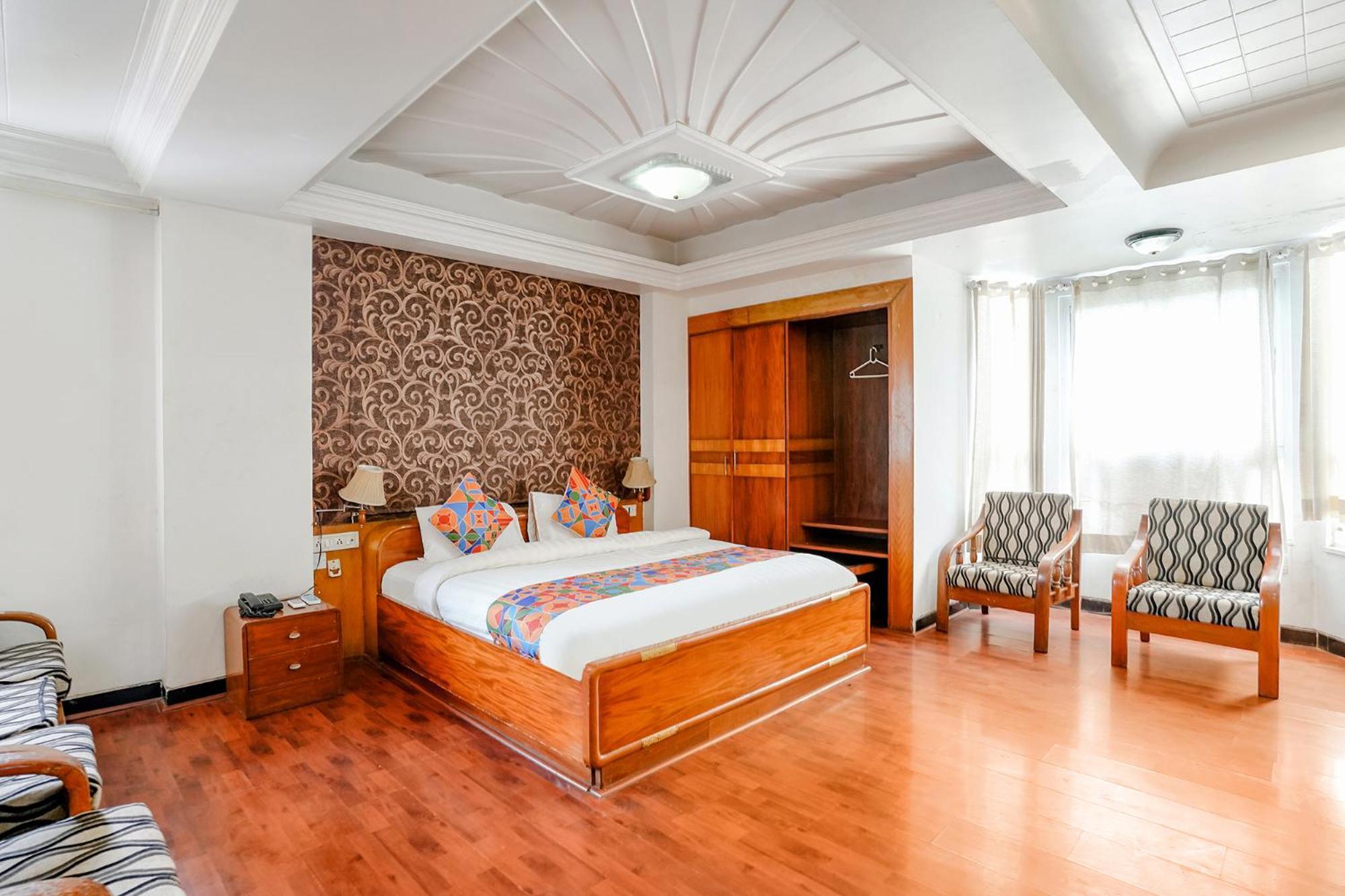 Fabhotel Silver Ii Hotel