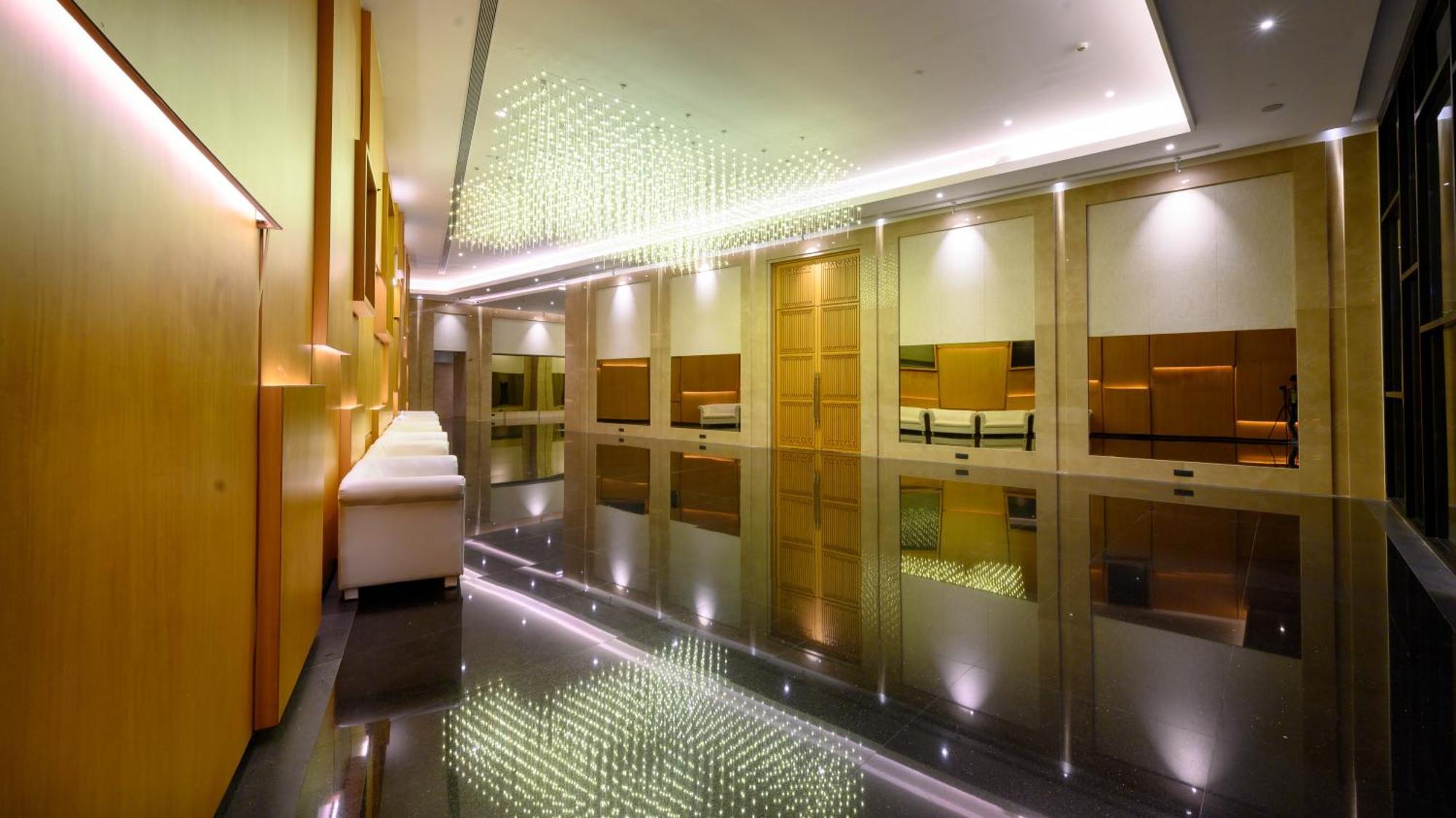 Resort Aria &