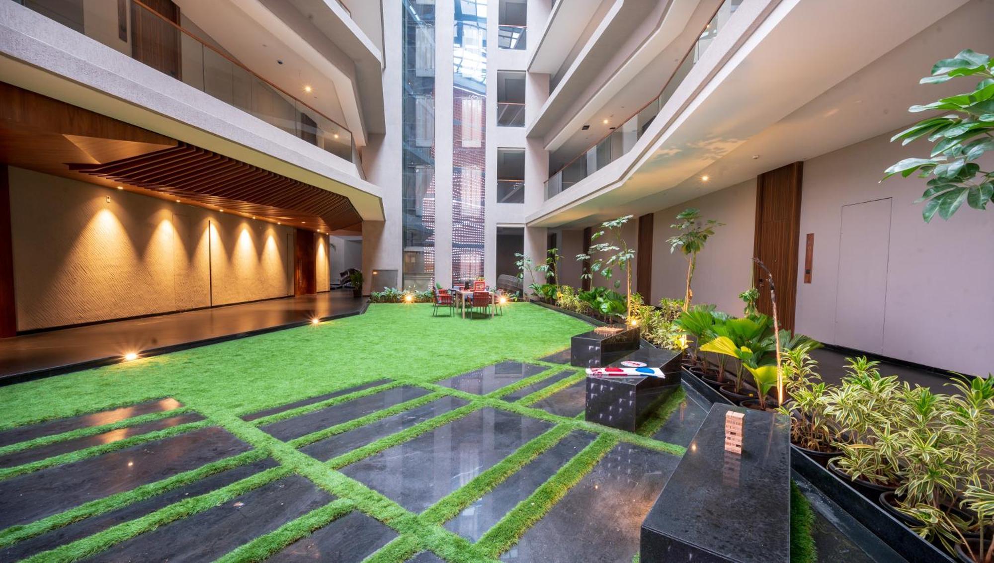 Aria & 5* Nashik